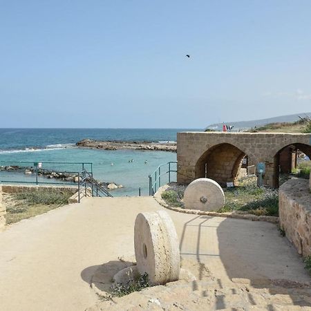 Achziv Sea & Sun Apartment Gesher HaZiv Bagian luar foto