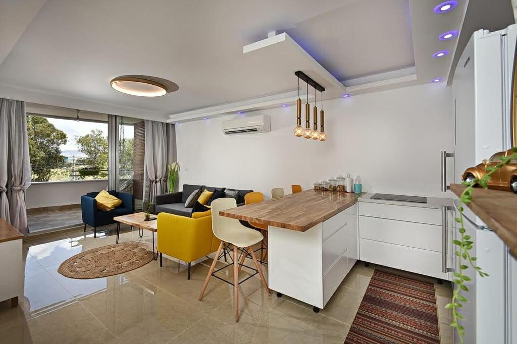 Achziv Sea & Sun Apartment Gesher HaZiv Bagian luar foto